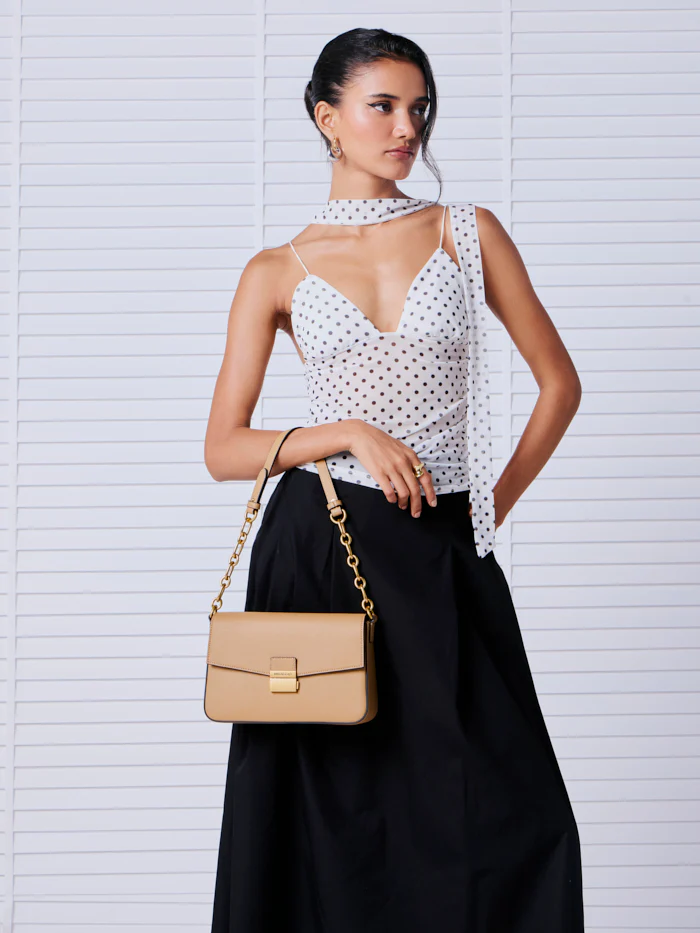 miraggio famous bag that celebrity use in their daily life in india