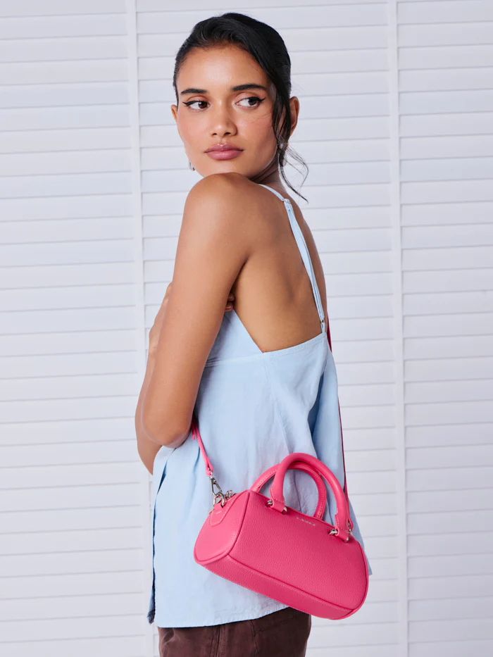 miraggio famous bag that celebrity use in their daily life in india